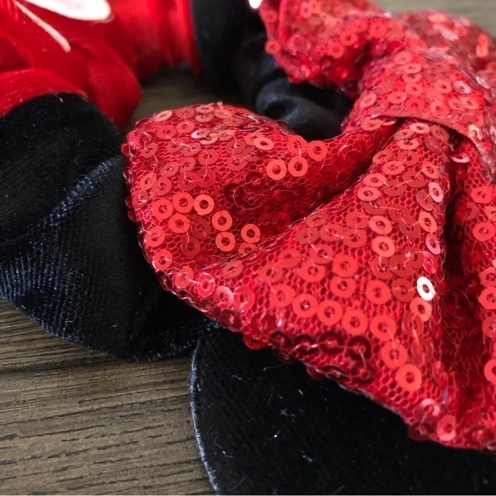 Disney red black
